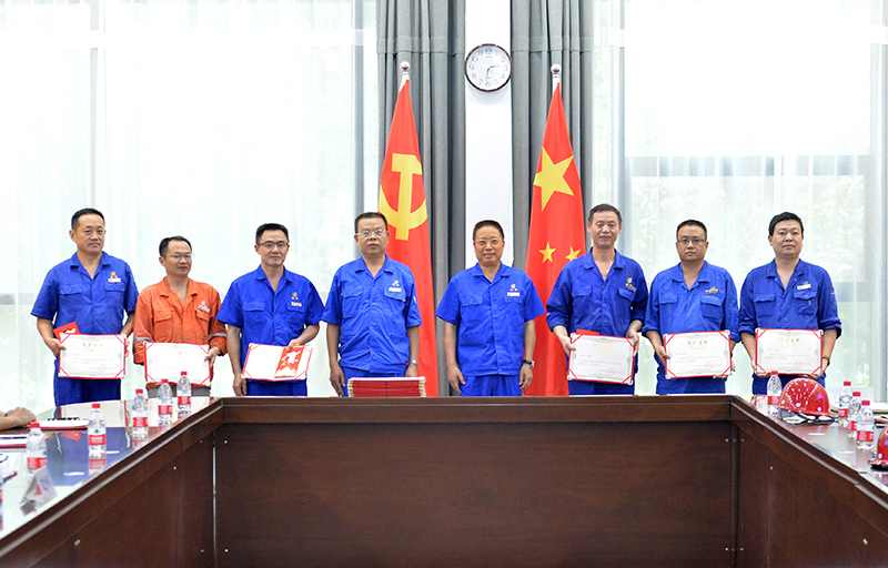 1594868316544214.jpg 黨群2.jpg